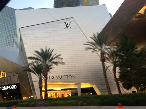 louis vuitton riverside|Louis Vuitton las vegas locations.